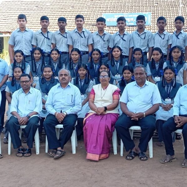 वाटंगी हायस्कूल मध्ये बक्षीस वितरण व दहावीच्या विद्यार्थ्यांना…