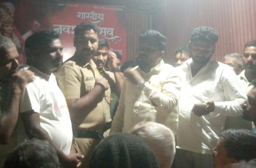 येमेकोंड ग्रामस्थांनी चालकासह ब्लास्टिंग गाडी आडवली